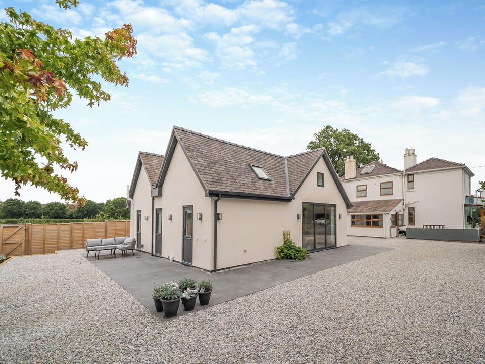 Exterior | Ysgubor Caemai, Wrexham