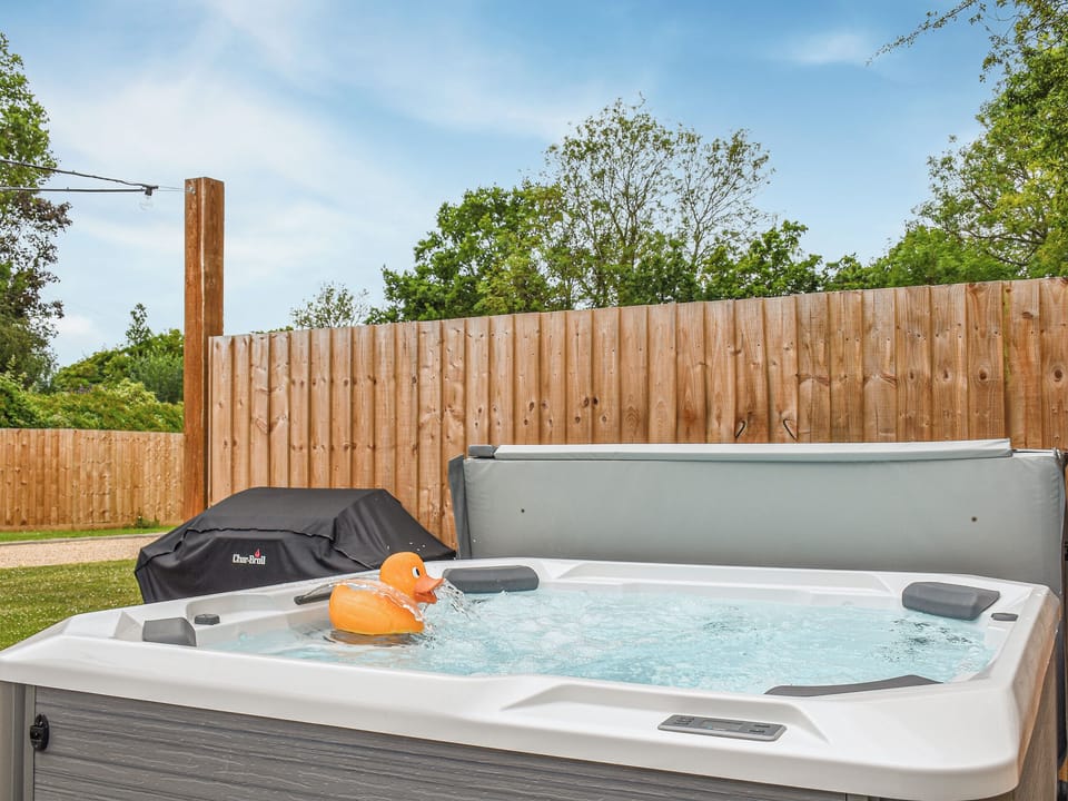 Hot tub | Dodds Barn, Diss