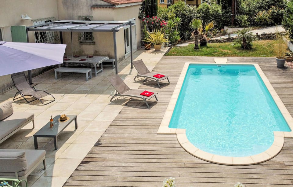 pool