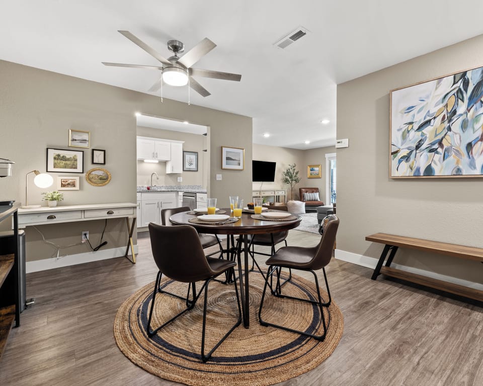 Dining area with coffee bar 