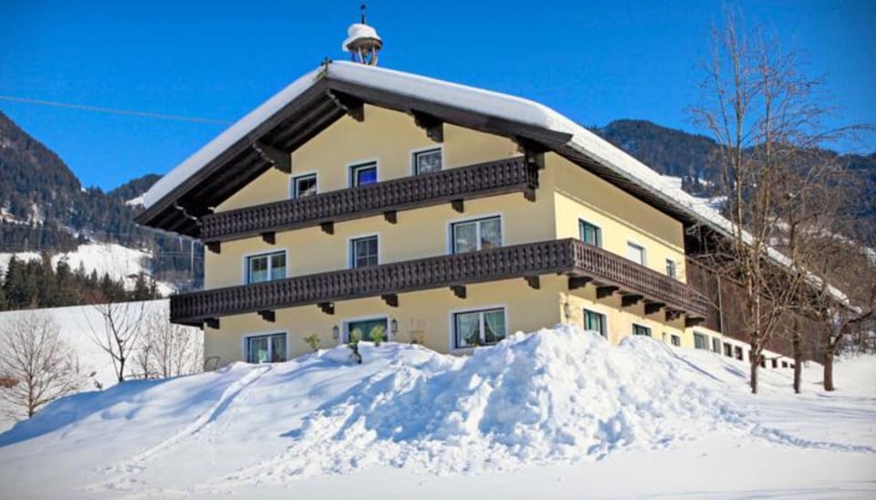 Holiday Home Exterior [winter]