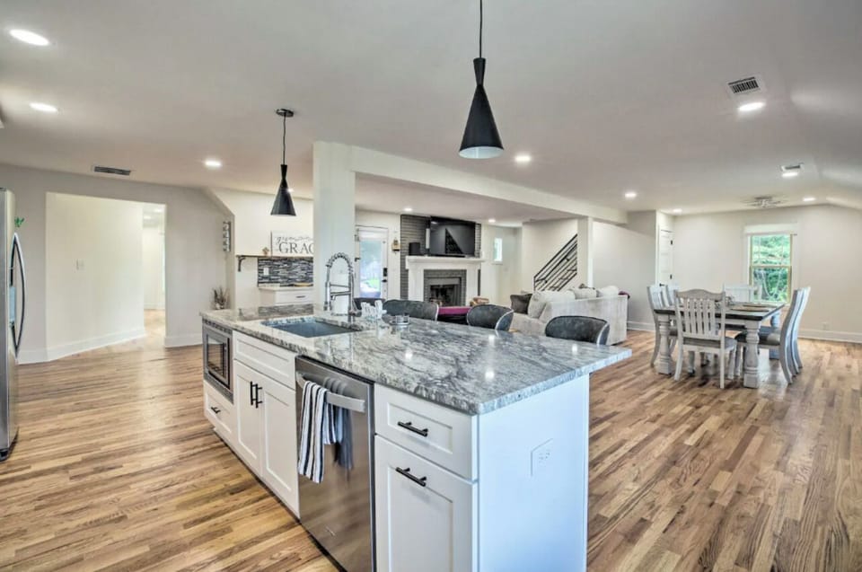 Kitchen island with extra bar seating 