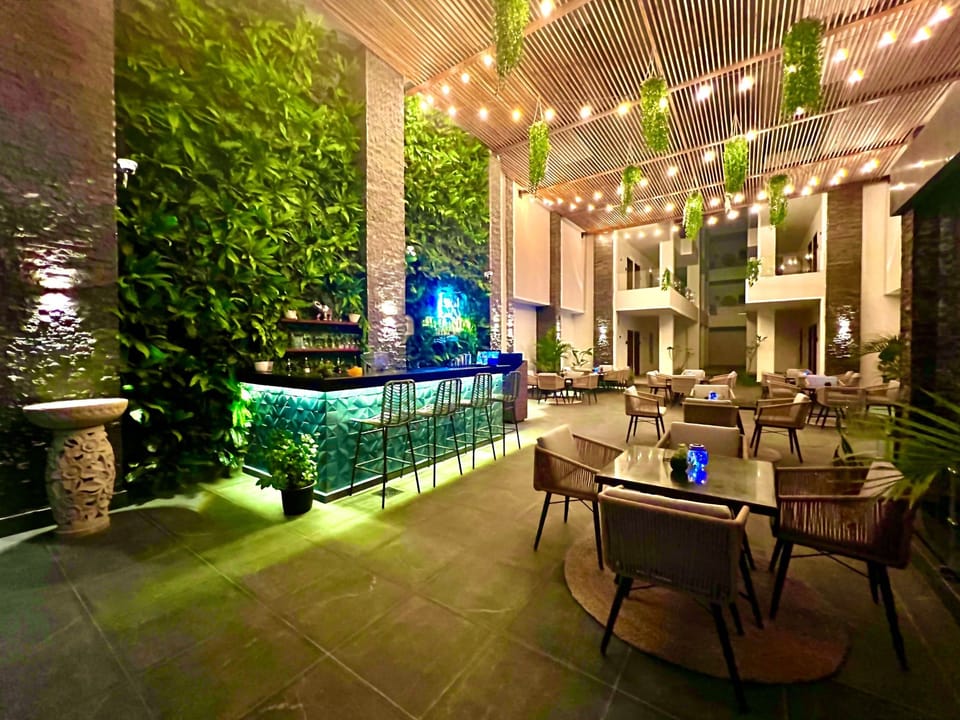Onsite Restaurant 
