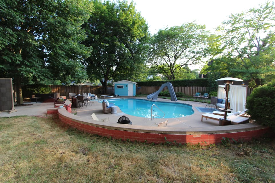 Pool