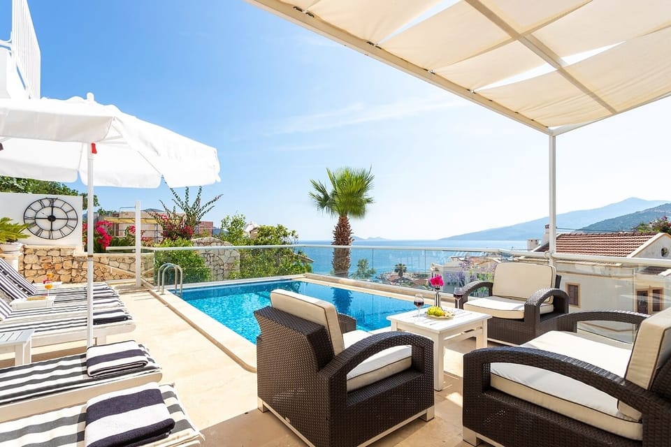 Great sea views overlooking the islands