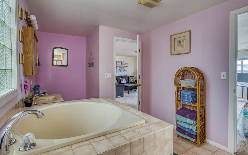 Bath Tub