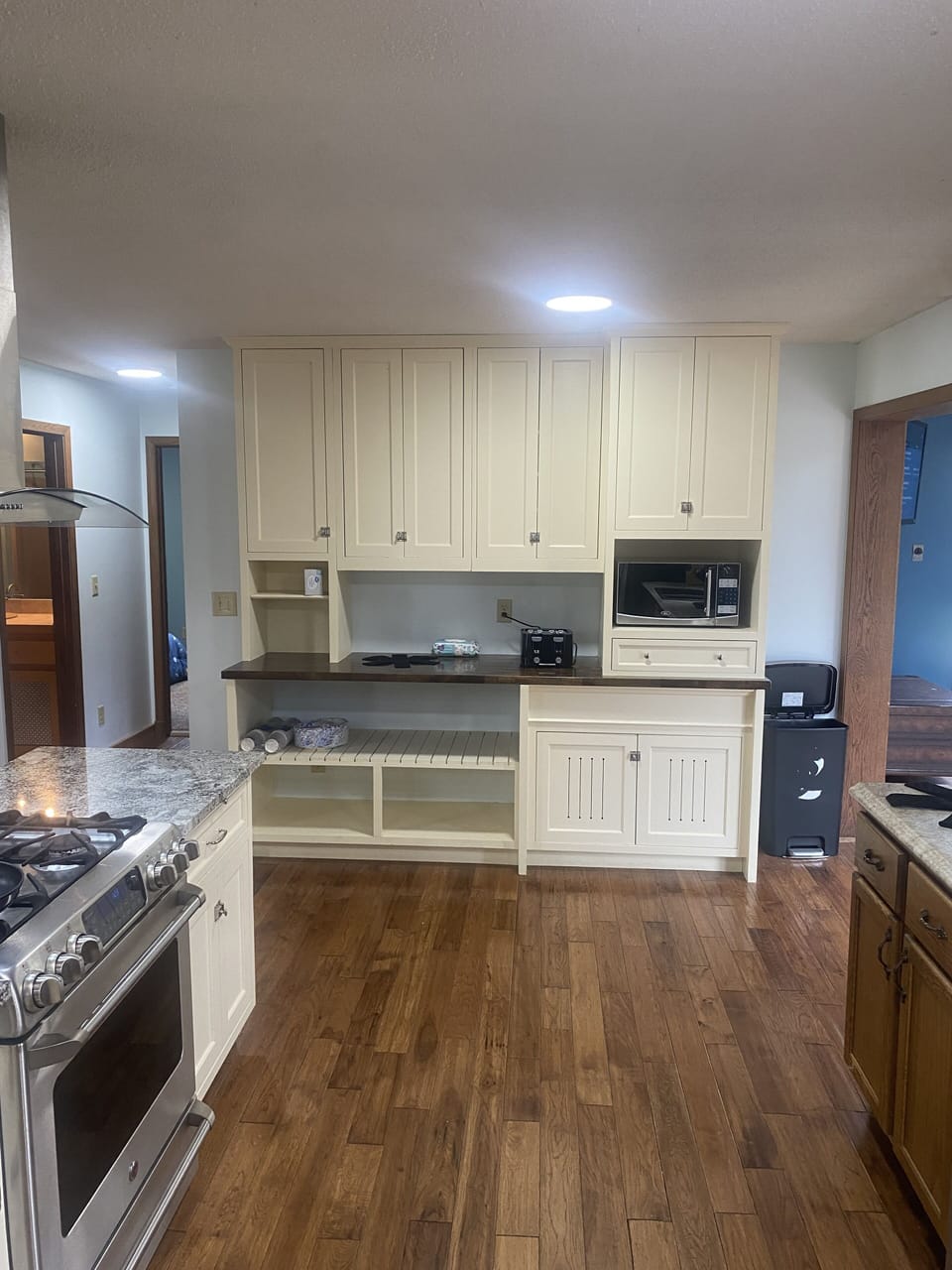 Large kitchen