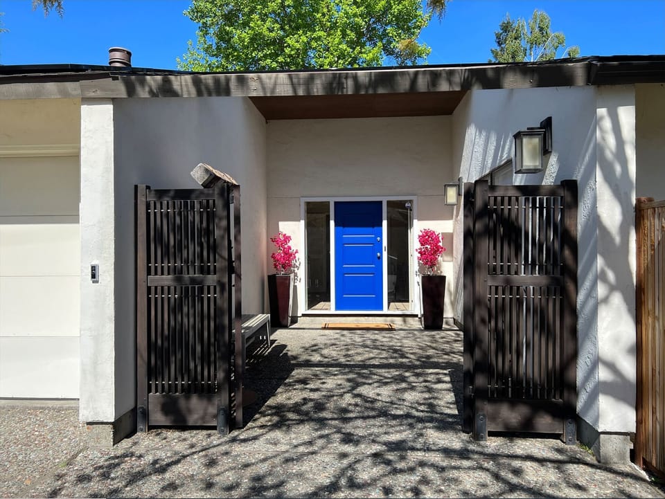 Gated entry for privacy