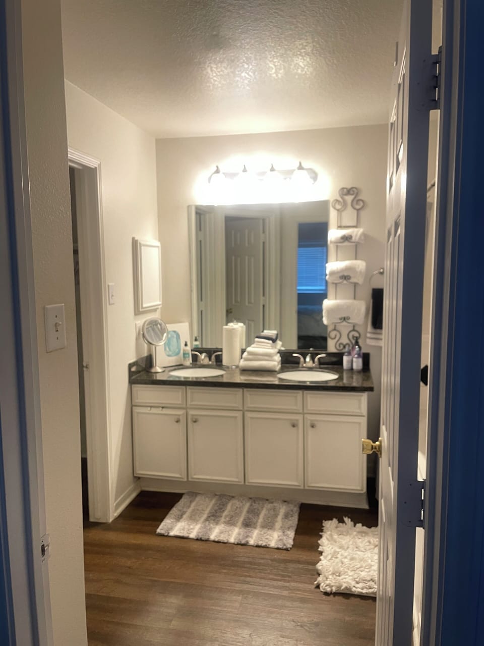 Master Bathroom 1 (tub, separate shower, private toilet)