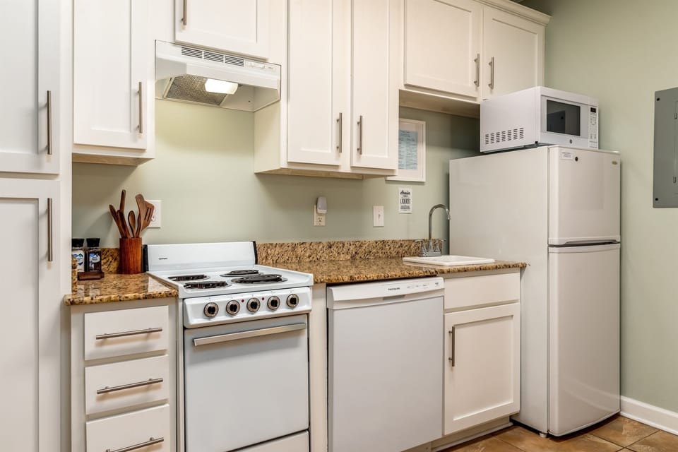 Studio Kitchen