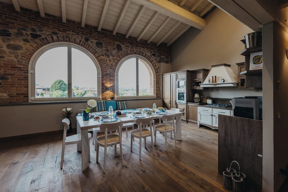 Open plan kitchen and dining