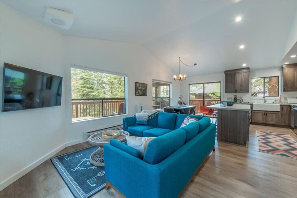 Open Great Room Concept on Main / Upper Floor with Modern Kitchen & Furnishings throughout.