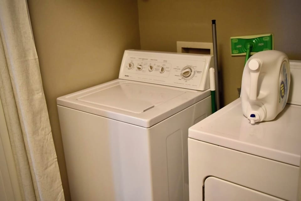 Washer and dryer for guest use 