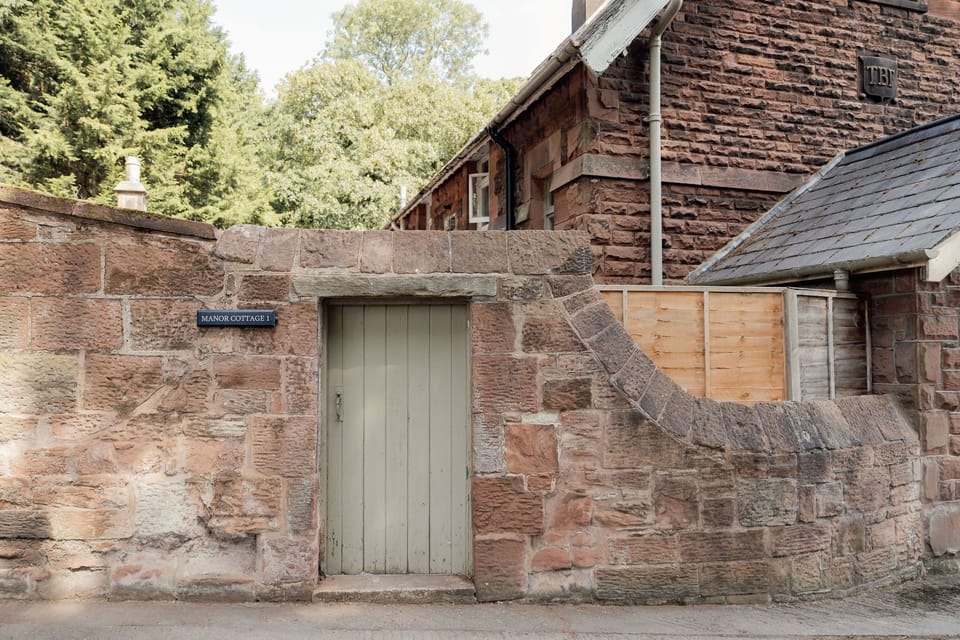 Manor Cottage 1 Entrance