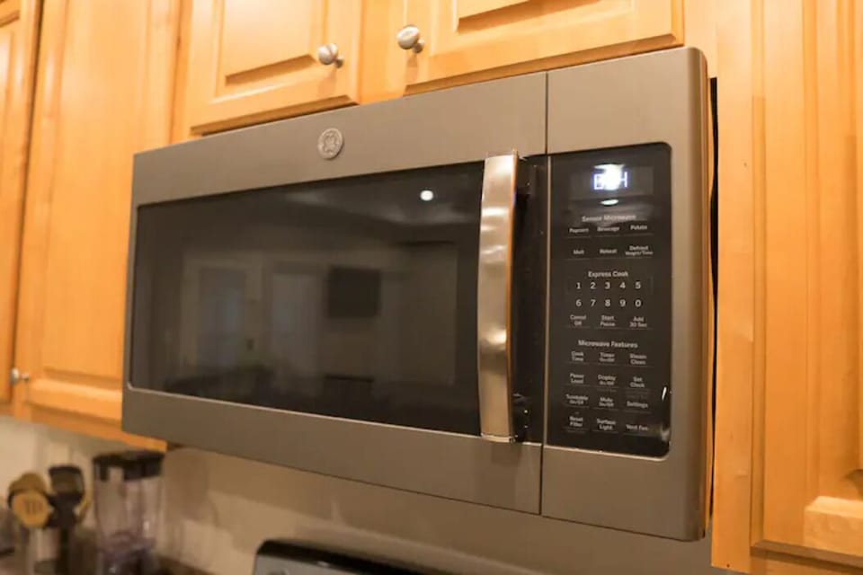 Microwave