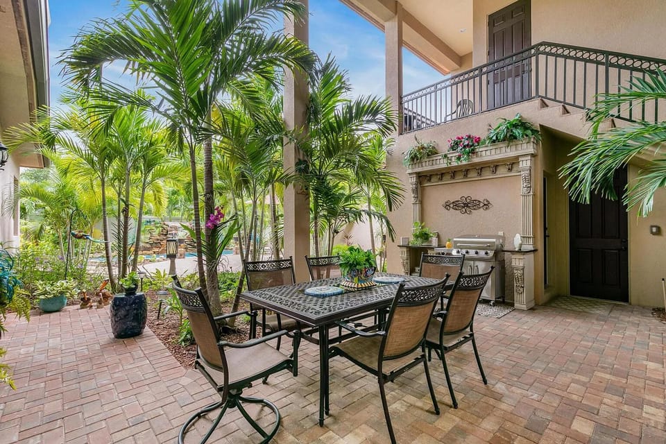 Covered Outdoor area 