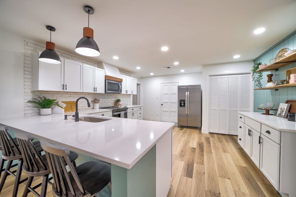 ce801302-b12b-4245-ba5a-866486ff4cb1