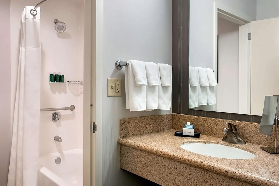 Refresh after a long day with bright, spotless bath.