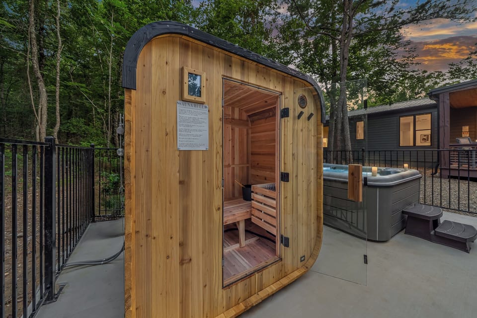 Sauna Retreat: Relax in the aromatic cedar sauna surrounded by nature's tranquility!