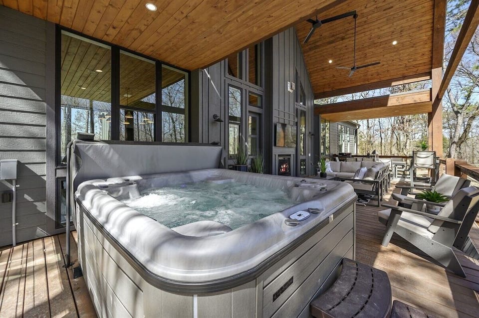 Hot tub!