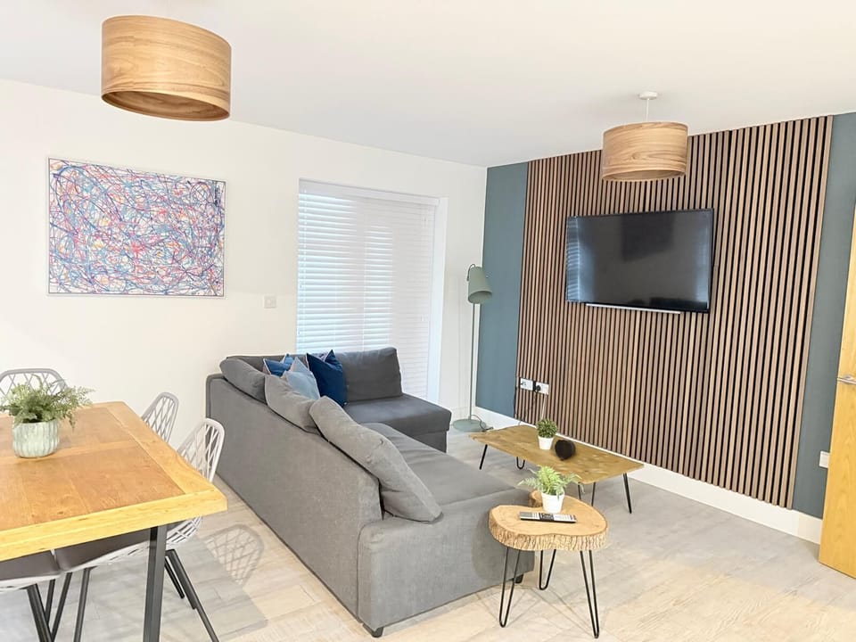 Living Room / Lounge