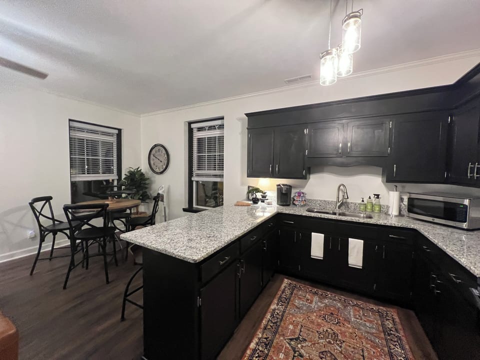 Great entertaining space for the family to get together while visiting. 