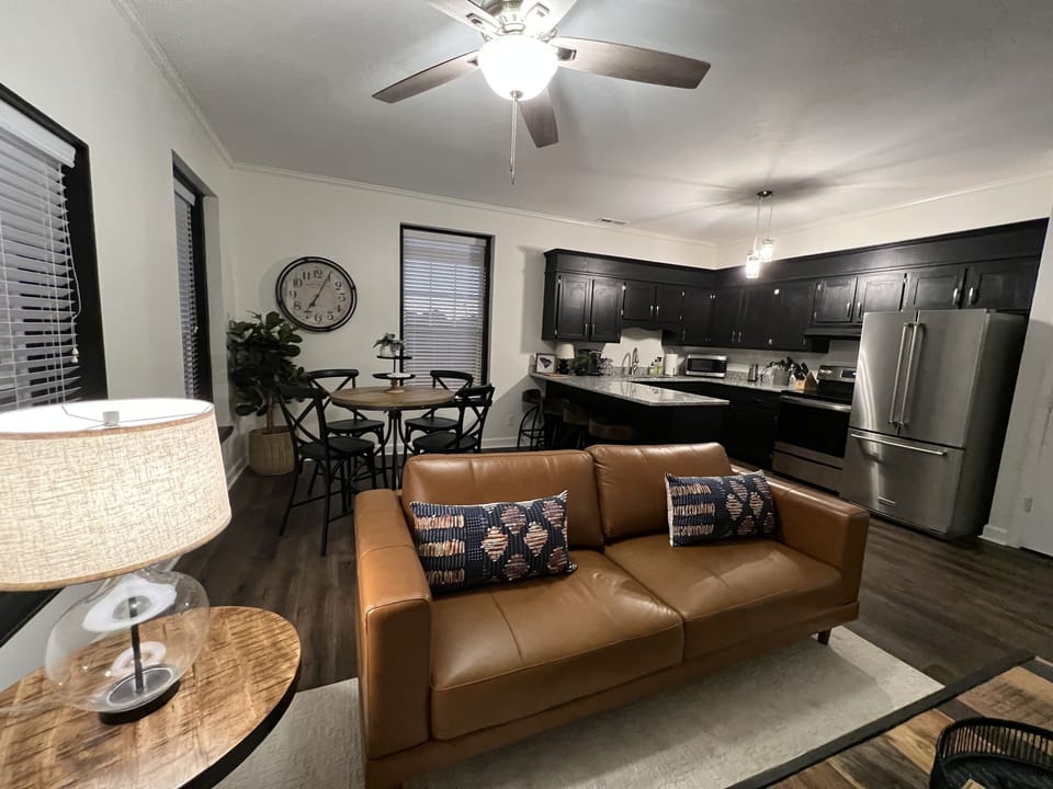Lots of seating. Four top table with four barstools for all the family to enjoy.