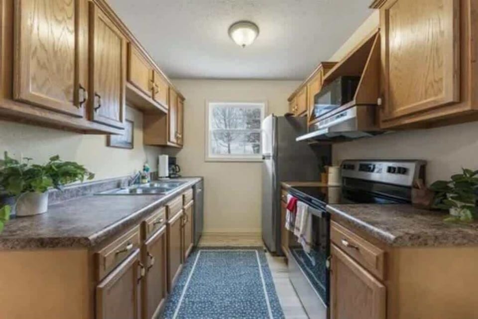 Fully equipped kitchen