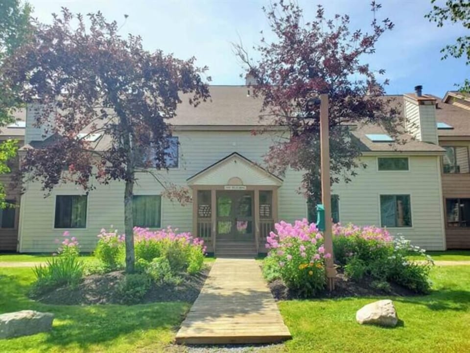 61834337 c88a 42be 9c63 7ff9afa60e18