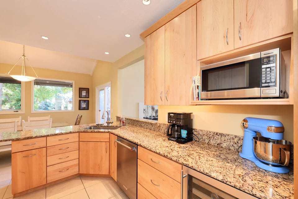 Kitchen that is fully stocked with all the things! 