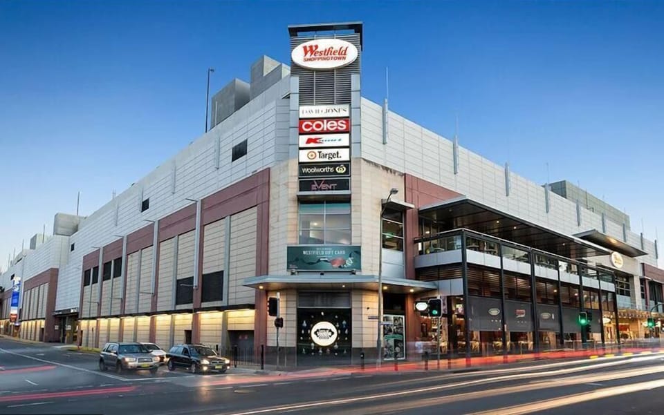 Shopping Mall Nearby