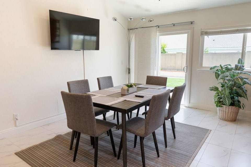 DINING AREA -- View 3D Virtual Tour of the Property Here: https://tinyurl.com/4hz9297z