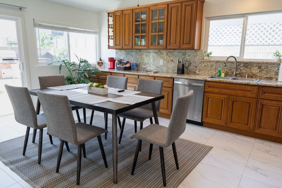 KITCHEN -- View 3D Virtual Tour of the Property Here: https://tinyurl.com/4hz9297z
