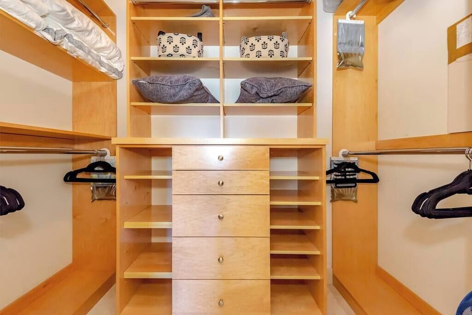Master bedroom walk in closet.