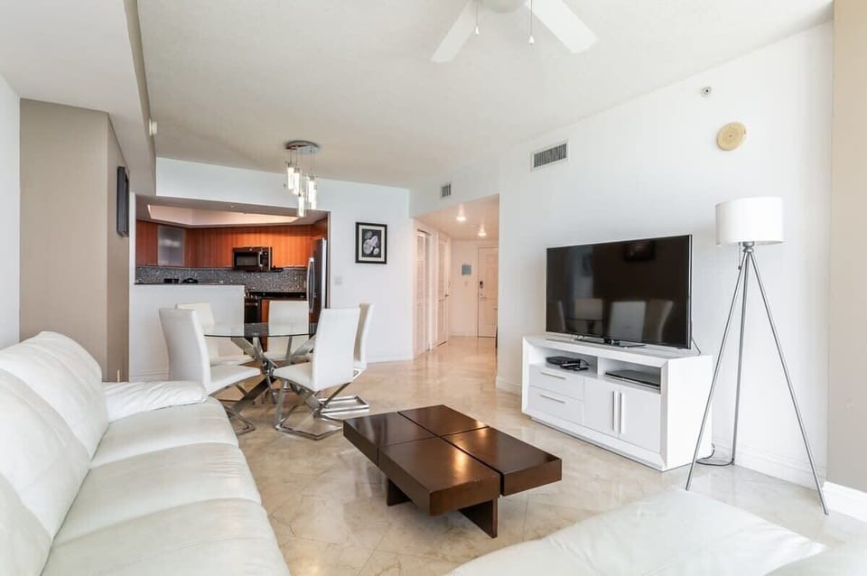 Spacious living room.