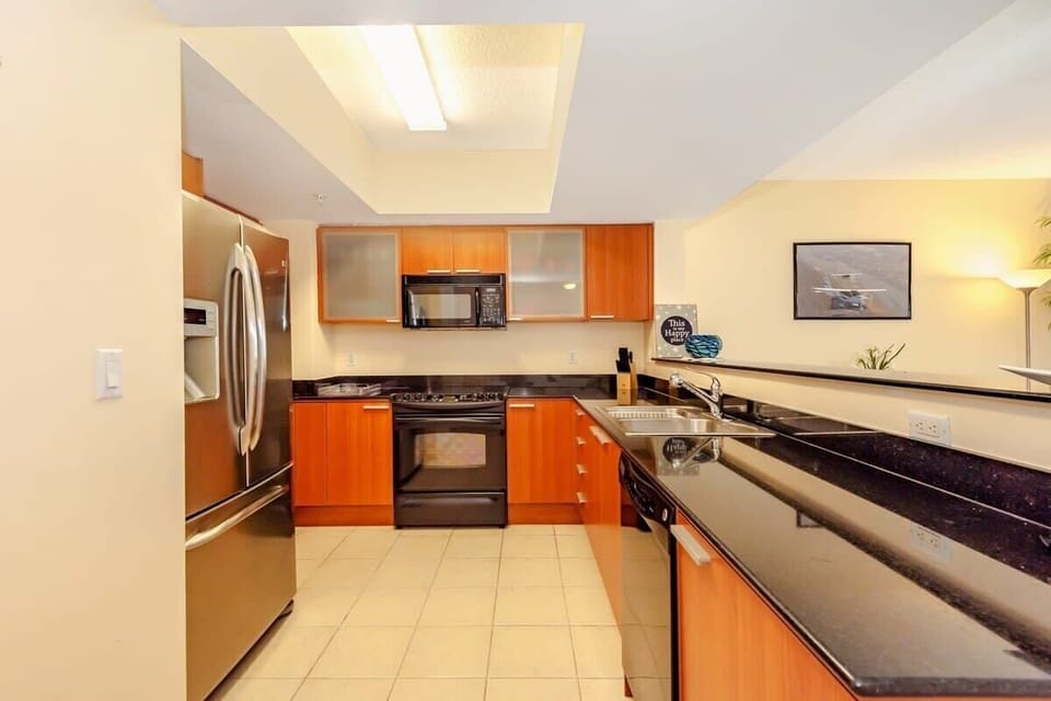 Modern, open kitchen that fully equipped for all your cooking needs.