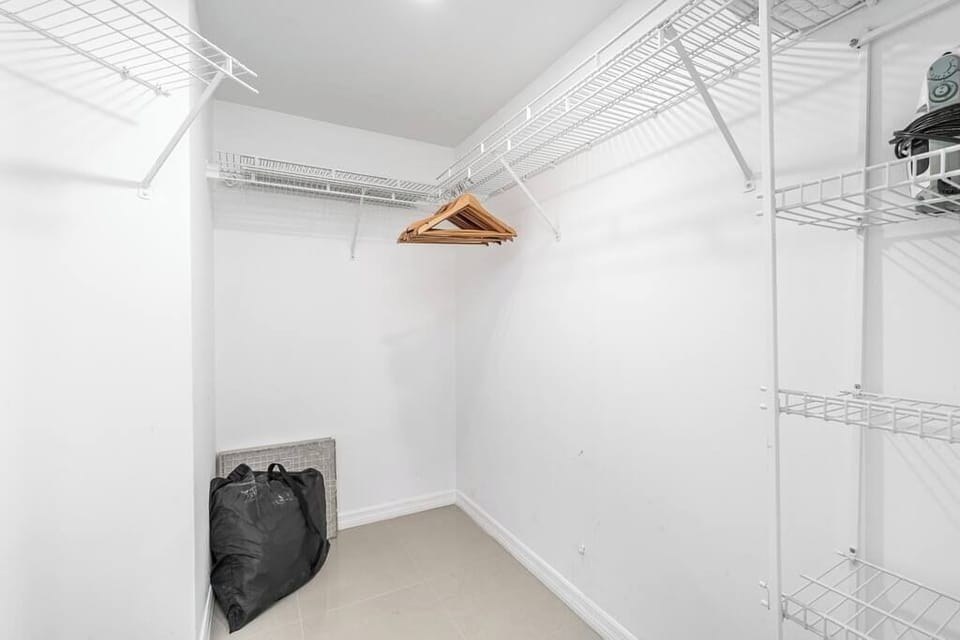 Second bedroom with bunkbed