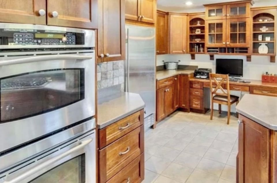 Double ovens