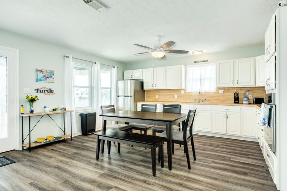 Seat up to 6 for family meals