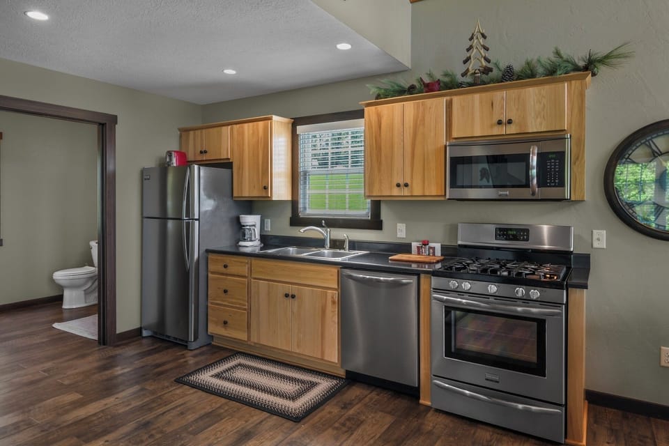 Full Kitchen