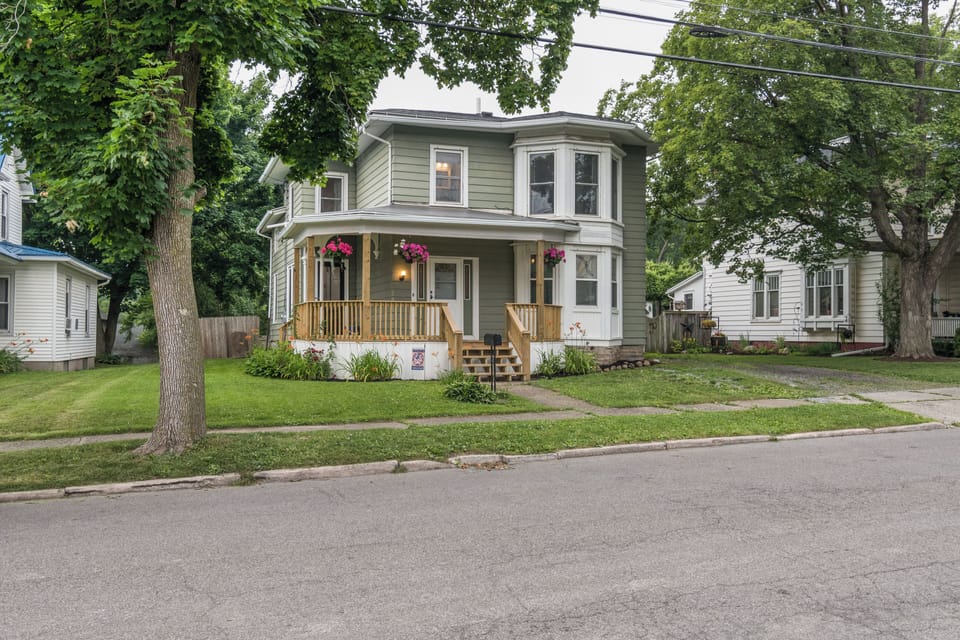 Penn Yan Vacation Rental | 3BR | 2BA | Stairs Required | 2,493 Sq Ft