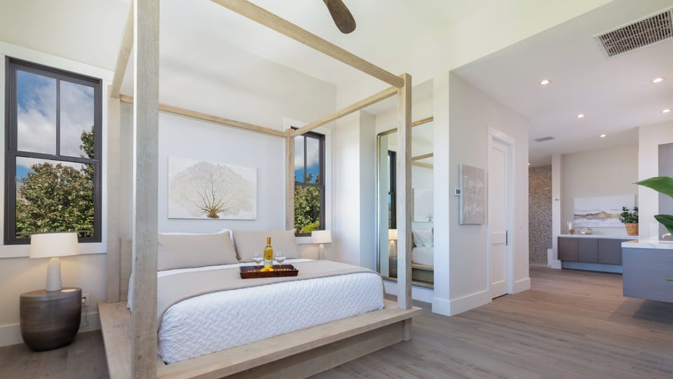 Primary Suite with King bed, walk-in closet and ensuite bathroom