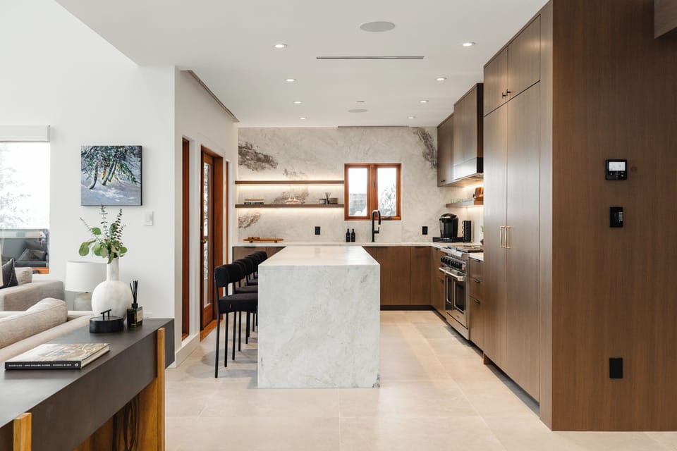 Main Floor - Kitchen