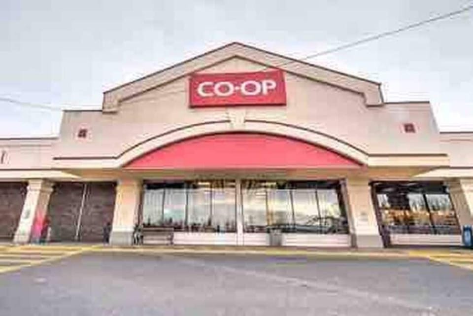 Co-op & Canadian Tire with Gas stations at 3-5 min walk.