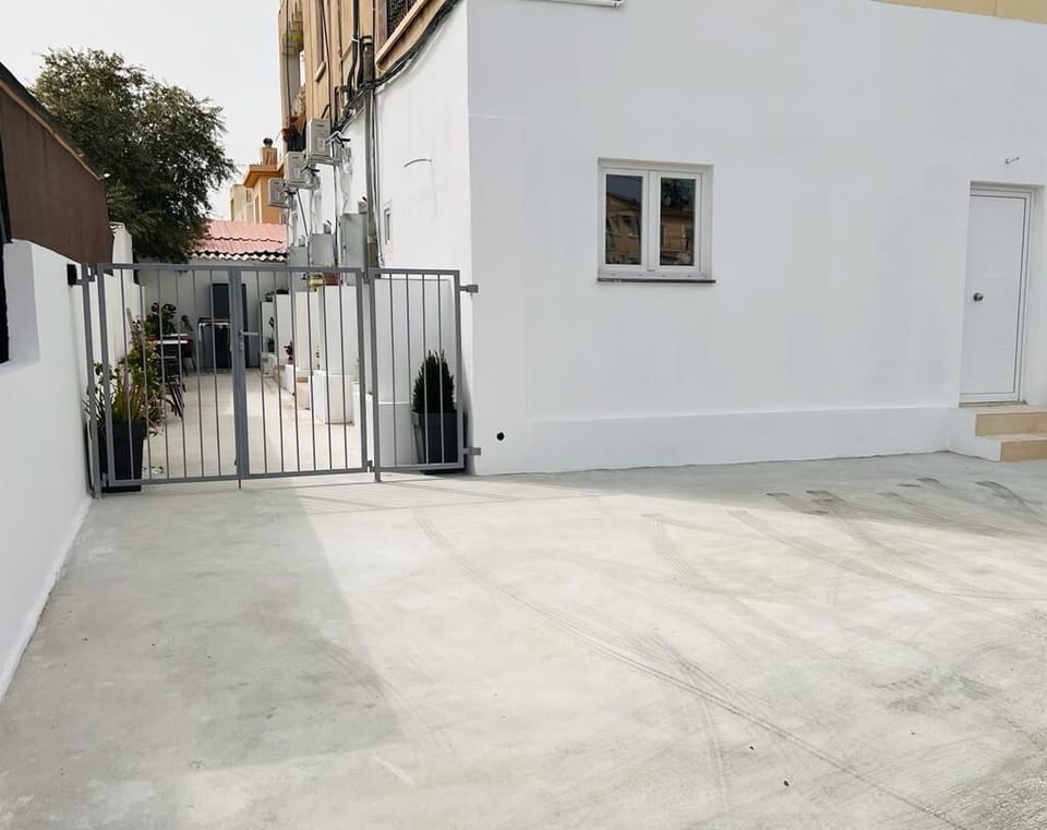Image 9