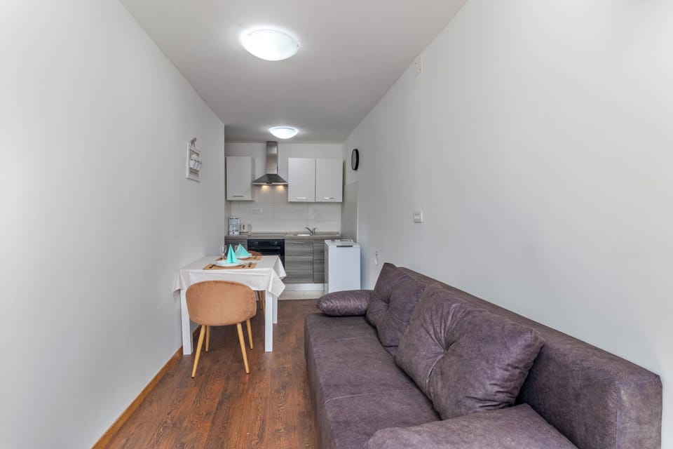 Kitchen and dining area