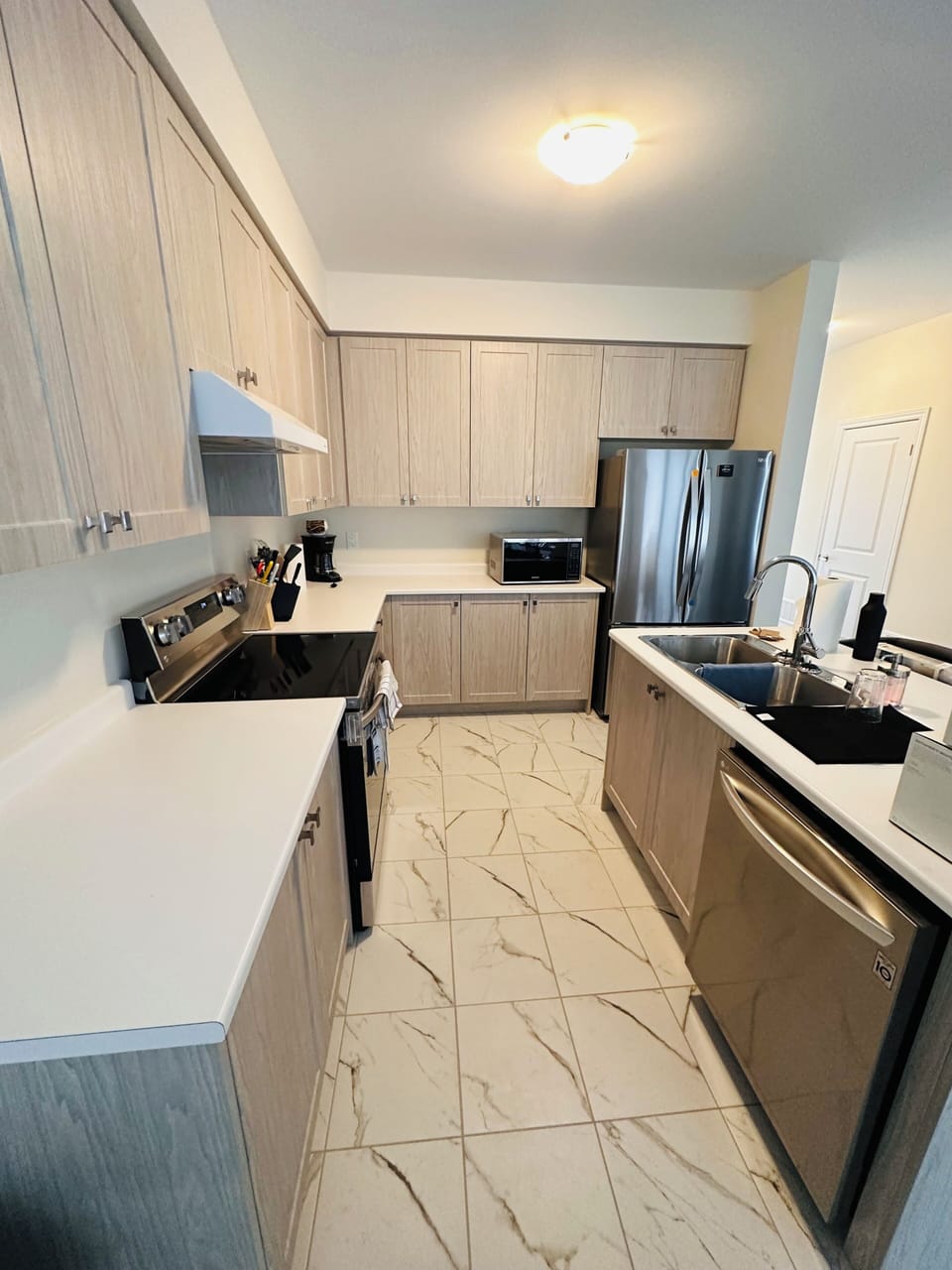 Kitchen Pic 2