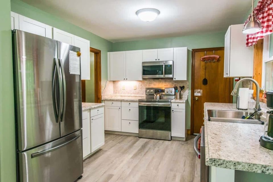 Fully Stocked Kitchen