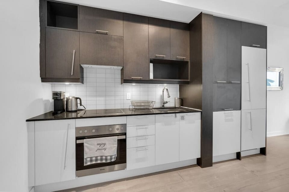 Our kitchen comes equipped with high-end Miele appliances.