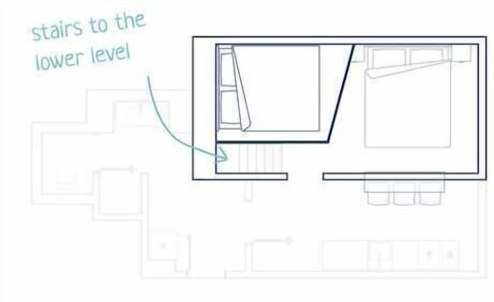 Floor plan of the upper level